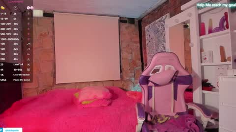 Snapshot of kikilepetite chatting on 12.05.24 kiki online show from 12.05.24