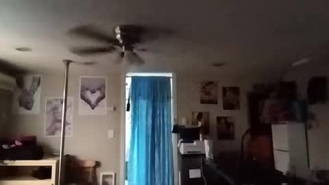 Snapshot of kikilovespartylights chatting on 01.17.25 kikilovespartylights online show from 01.17.25