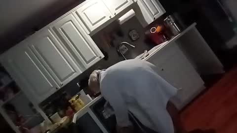 Snapshot of kikilovespartylights chatting on 02.16.25 kikilovespartylights online show from 02.16.25