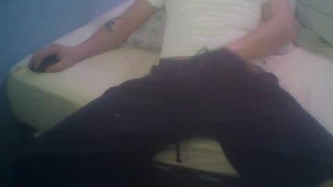 Snapshot of kiko83c chatting on 02.26.25 New accound cavilacion  online show from 02.26.25