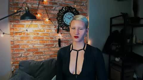 Kim online show from 09.20.25