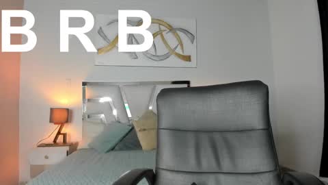 Snapshot of kimberlycoxxx chatting on 12.07.24 kimberly online show from 12.07.24