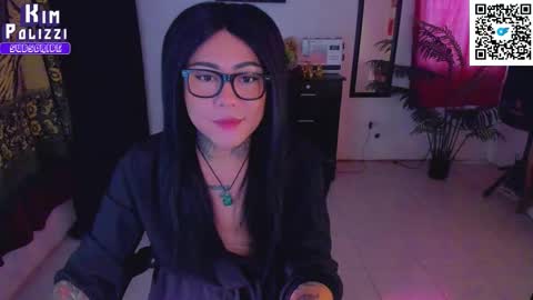Snapshot of kimberlygati2 chatting on 10.11.25 Kimberly Polizzi     online show from 10.11.25