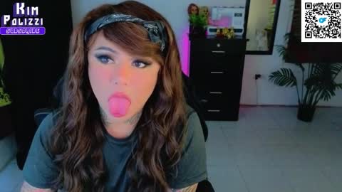 Snapshot of kimberlygati2 chatting on 10.18.25 Kimberly Polizzi     online show from 10.18.25