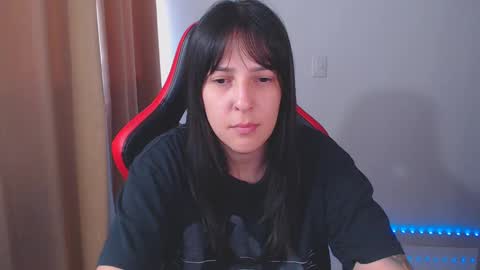 Snapshot of kimflexible_ chatting on 01.21.25 Kim 3 online show from 01.21.25