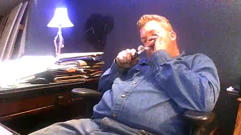 Snapshot of kingandqueenjanky chatting on 11.05.25 Janky online show from 11.05.25