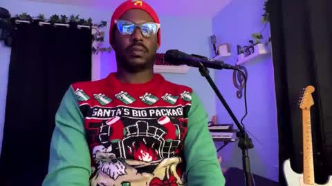 Snapshot of kingcorbra chatting on 12.24.24 KC online show from 12.24.24