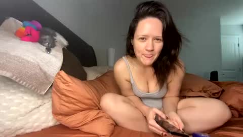 Snapshot of kinkbitch25 chatting on 03.03.25 Kinkbitch online show from 03.03.25