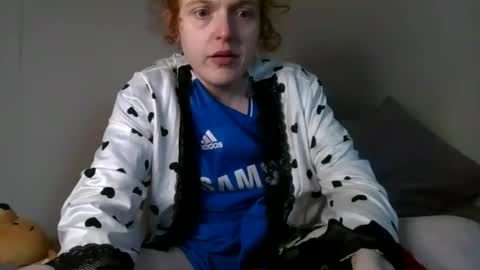 Snapshot of kinkyginger2023 chatting on 01.20.25 Lucy online show from 01.20.25