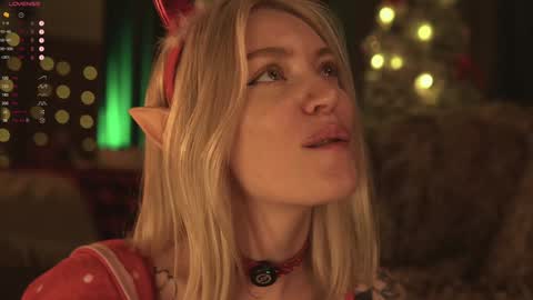 Snapshot of kinkylina_ chatting on 12.25.24 kinkylina_ online show from 12.25.24