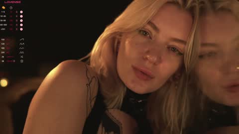 Snapshot of kinkylina_ chatting on 12.30.24 kinkylina_ online show from 12.30.24