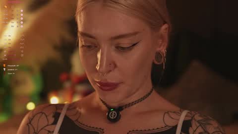 Snapshot of kinkylina_ chatting on 01.30.25 kinkylina_ online show from 01.30.25