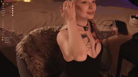 Snapshot of kinkylina_ chatting on 02.27.25 kinkylina_ online show from 02.27.25