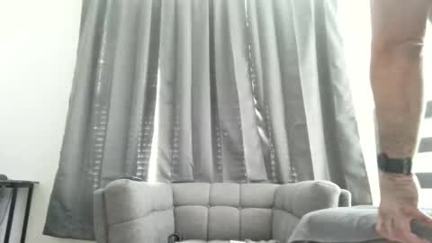 Snapshot of kinkynhorny123 chatting on 10.11.25 kinkynhorny123 online show from 10.11.25