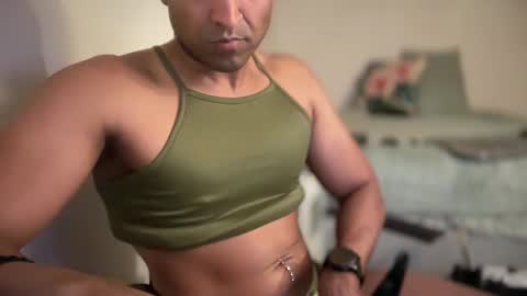 Snapshot of kinkyslutdee chatting on 09.25.25 kinkyslutdee online show from 09.25.25