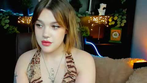 Snapshot of kirarid chatting on 11.01.25 kirarid online show from 11.01.25