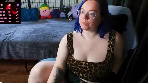 Snapshot of kiraspitqueen chatting on 12.20.24 KiraSpitQueen online show from 12.20.24