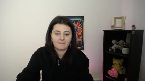 Snapshot of kissleoxx chatting on 09.15.25 kissleoxx online show from 09.15.25