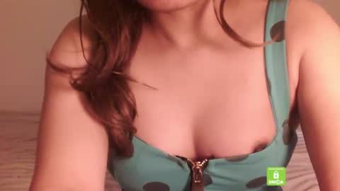 Snapshot of kisspriya chatting on 10.29.25 J online show from 10.29.25