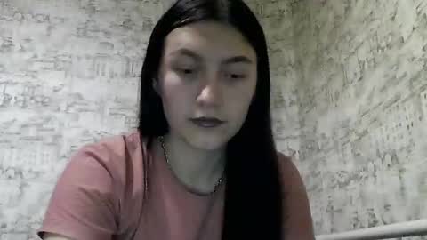 Snapshot of kiti_kitiss chatting on 01.14.25 kiti_kitiss online show from 01.14.25