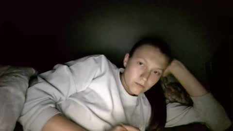 Snapshot of kiti_kitiss chatting on 09.18.25 kiti_kitiss online show from 09.18.25