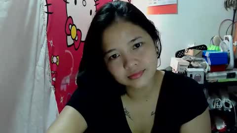 Snapshot of kittlyn chatting on 09.15.25 kittlyn online show from 09.15.25