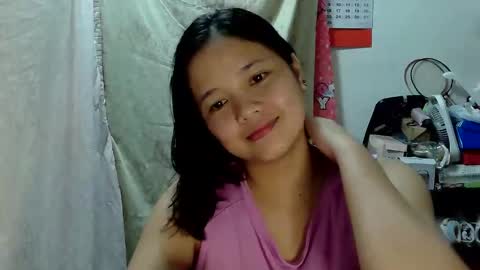 Snapshot of kittlyn chatting on 09.16.25 kittlyn online show from 09.16.25