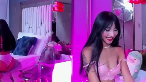 Snapshot of kitty_eliffe chatting on 01.31.25 kitty online show from 01.31.25