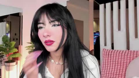 Snapshot of kitty_eliffe chatting on 10.29.25 kitty online show from 10.29.25