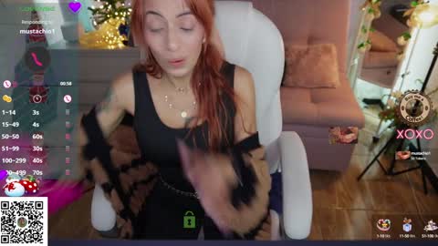 Snapshot of kittygrey chatting on 12.12.24 Samantha Grey online show from 12.12.24