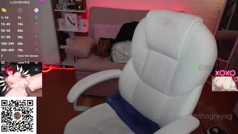 Snapshot of kittygrey chatting on 09.16.25 Samantha Grey online show from 09.16.25