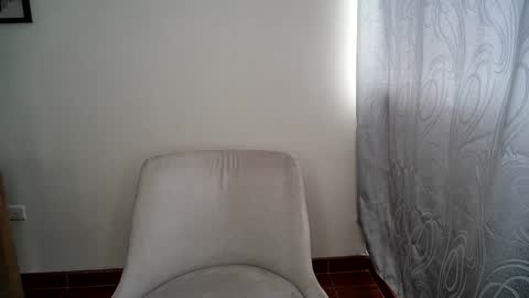 Snapshot of kittyholeshot87 chatting on 09.30.25 kittyholeshot87 online show from 09.30.25