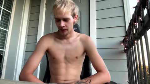 Snapshot of kkyle57 chatting on 10.04.25 kkyle57 online show from 10.04.25