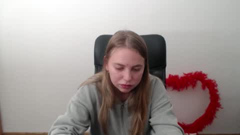 klerkarina online show from 10.21.25