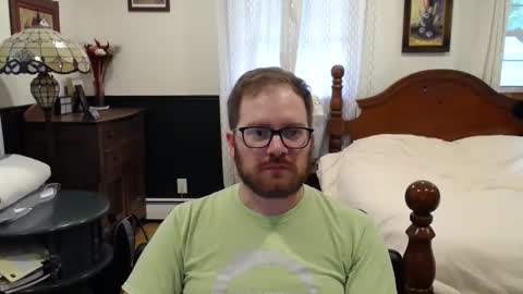 Snapshot of km0079 chatting on 09.20.25 Kris online show from 09.20.25