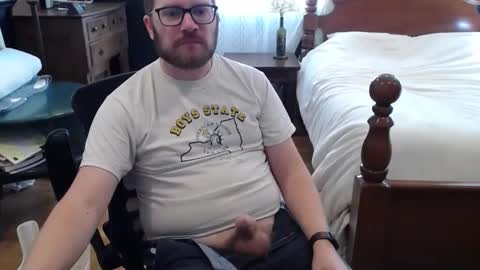 Snapshot of km0079 chatting on 09.28.25 Kris online show from 09.28.25