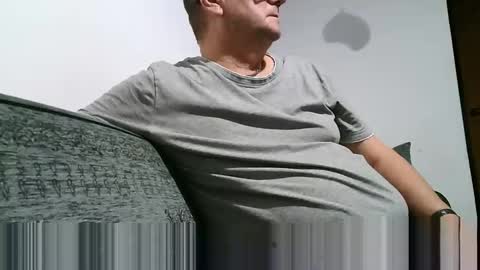 Snapshot of komputer123456789 chatting on 12.18.24 Bogdan online show from 12.18.24