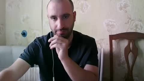 Snapshot of kostua31 chatting on 10.04.25 kvg-1994 online show from 10.04.25