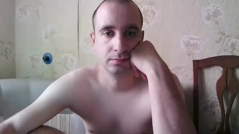 Snapshot of kostua31 chatting on 10.12.25 kvg-1994 online show from 10.12.25