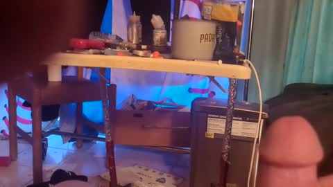 Snapshot of krastheman chatting on 09.25.25 KrasTheMan online show from 09.25.25