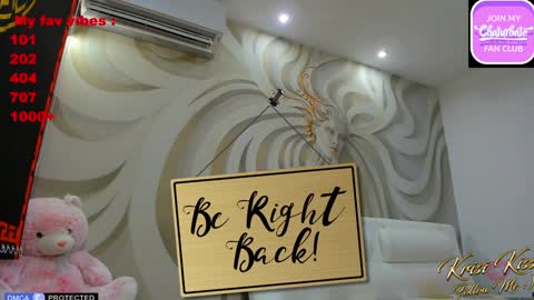 Snapshot of krisi_kiss chatting on 01.15.25 KrisiFollow me  Thumb UP  online show from 01.15.25