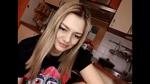 Snapshot of krisssexi chatting on 02.18.25 KrissSexi online show from 02.18.25