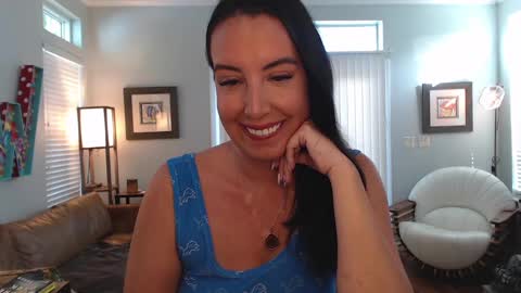 Snapshot of krissy2024 chatting on 12.15.24 Krissy online show from 12.15.24