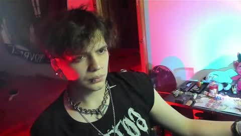 Snapshot of krye_x chatting on 11.07.25 Zack online show from 11.07.25