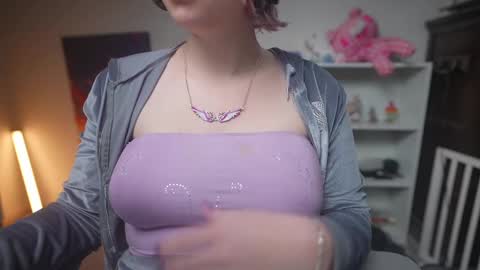 Snapshot of krystalsyxx chatting on 02.09.25 Krystal Syx online show from 02.09.25