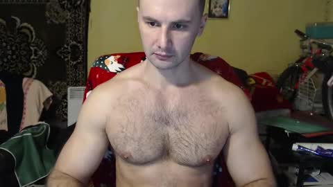 Snapshot of ksanderua chatting on 03.05.25 ksanderua online show from 03.05.25