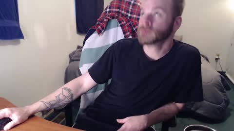 Snapshot of kuggy570 chatting on 02.10.25 Kuggy online show from 02.10.25