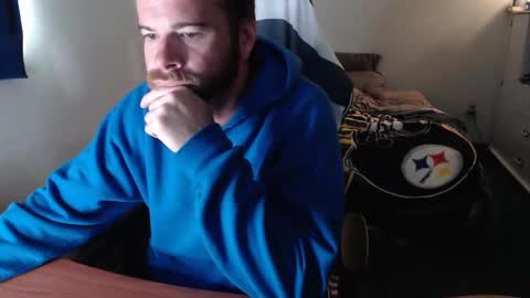 Snapshot of kuggy570 chatting on 10.21.25 Kuggy online show from 10.21.25