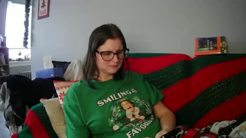 Snapshot of kunzitegoddess chatting on 12.01.24 Samantha online show from 12.01.24