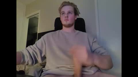 Snapshot of kuukkeli7 chatting on 01.13.25 kuukkeli7 online show from 01.13.25